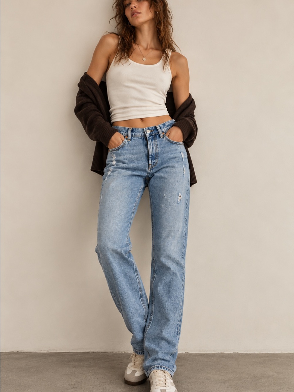 DAZE Tough Love High Rise Straight Leg Distressed Jeans Size 25 Light Wash